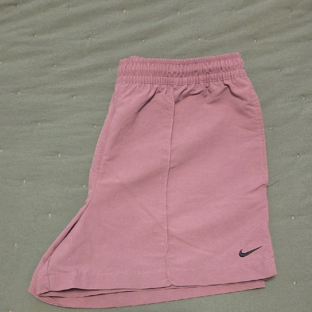 Nike Women's Dusty Rose Elastic-Waist Athletic Shorts